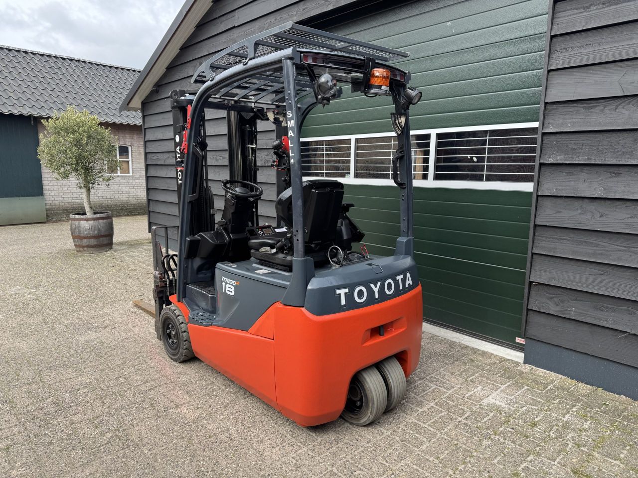 Toyota 8FBE18T elektrische heftruck / vorkheftruck (2021)