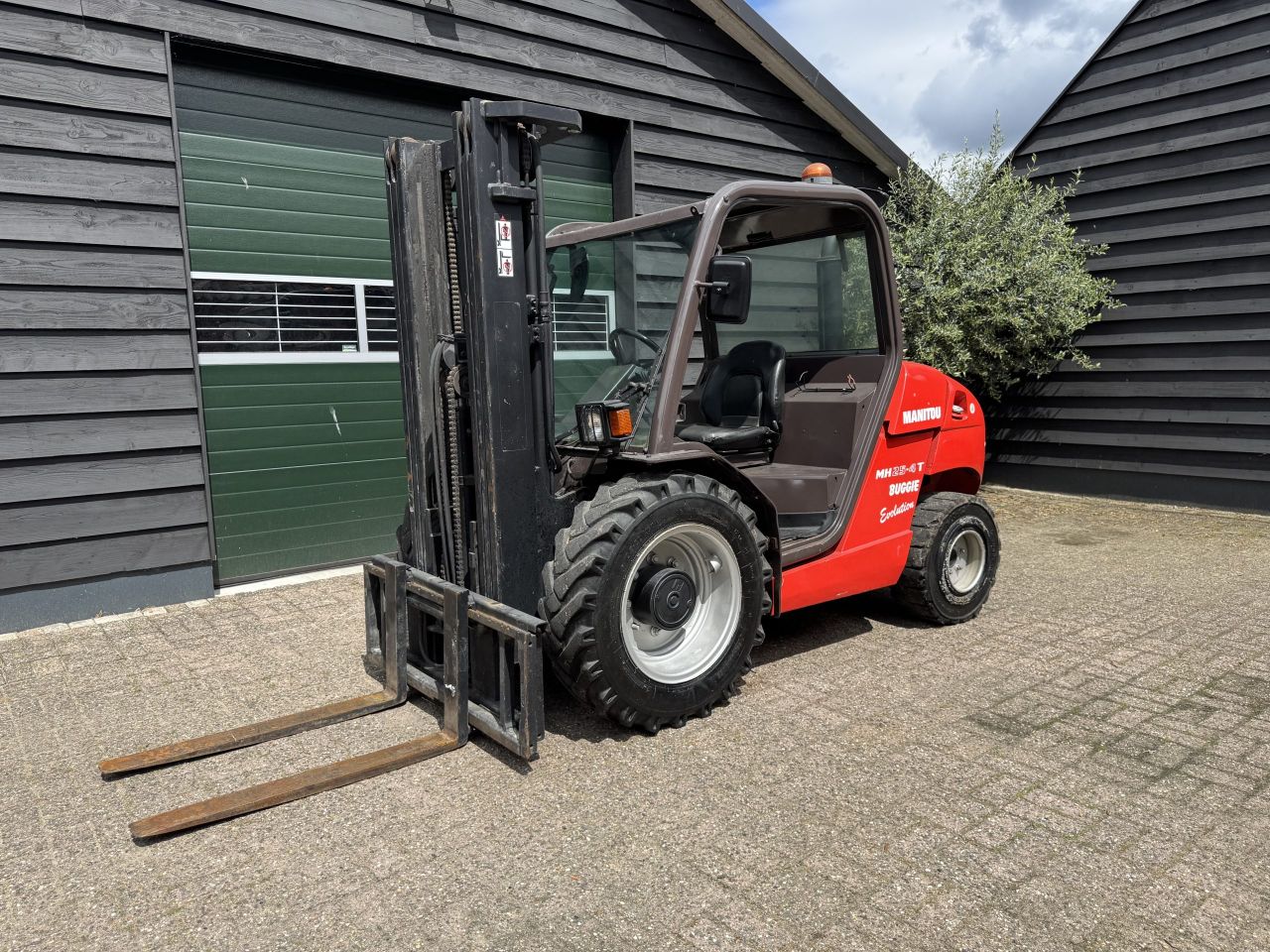Manitou MH25-4T Buggie 4x4 ruwterreinheftruck (2005)