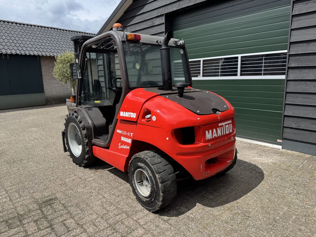 Manitou MH25-4T Buggie 4x4 ruwterreinheftruck (2005)