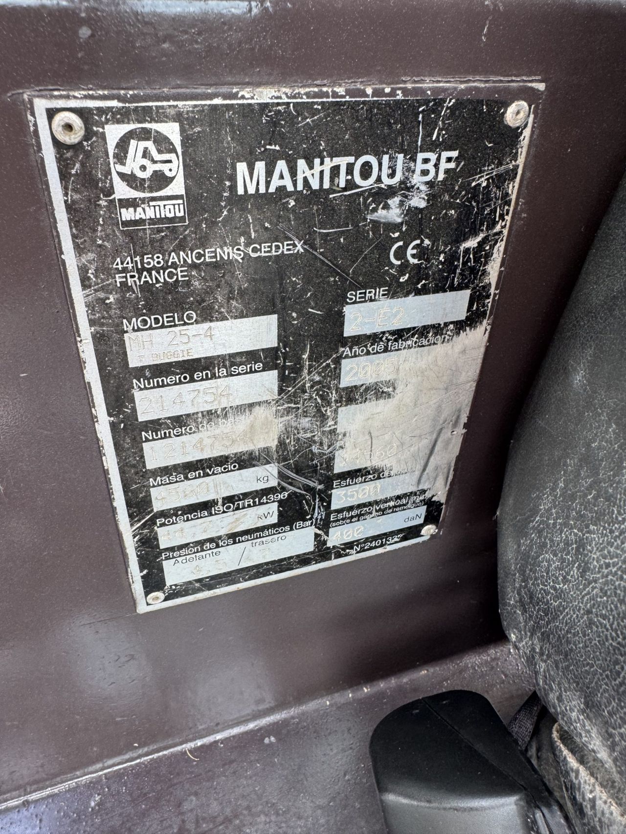 Manitou MH25-4T Buggie 4x4 ruwterreinheftruck (2005)