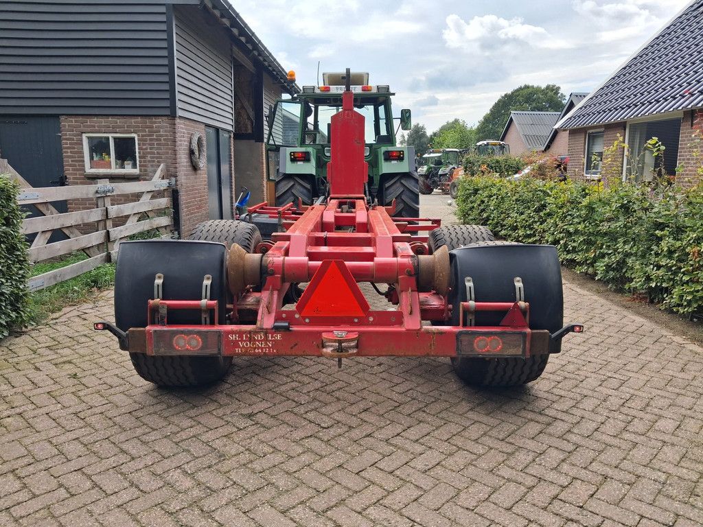 Peecon Metaltech 12ton haakarm kipper dumper