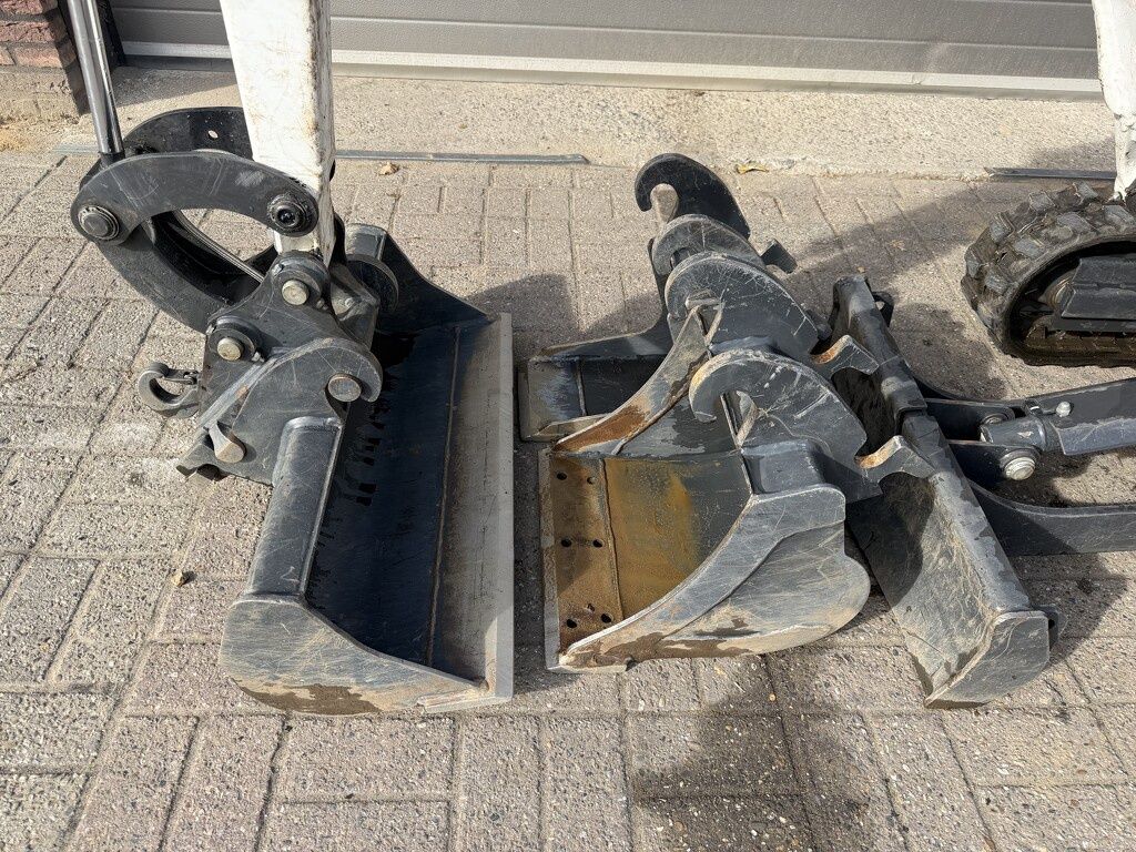 Bobcat E10 z minigraver 2024 158 uur HYDR wissel