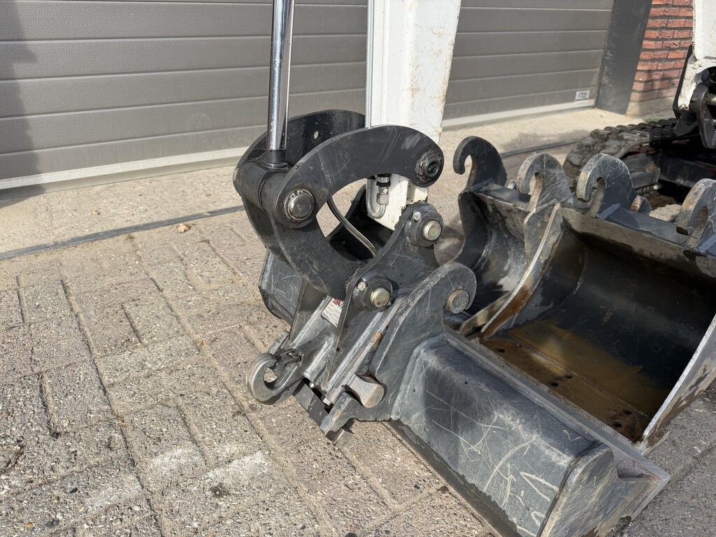 Bobcat E10 z minigraver 2024 158 uur HYDR wissel
