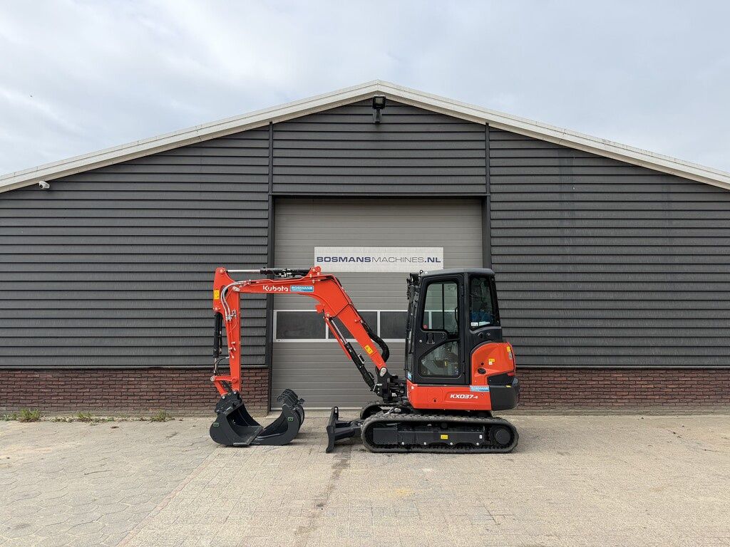 Kubota TE HUUR Kubota KX037 3.8 T minigraver