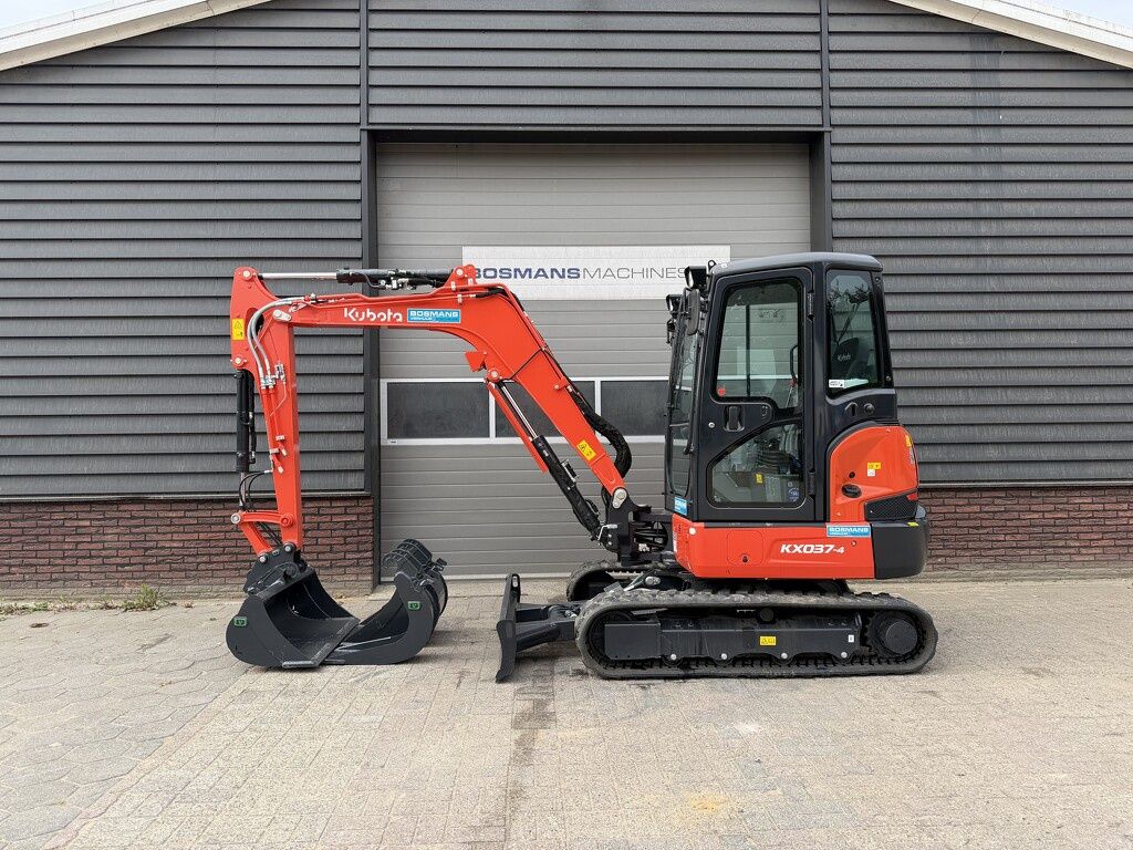 Kubota TE HUUR Kubota KX037 3.8 T minigraver
