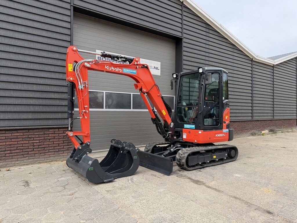 Kubota TE HUUR Kubota KX037 3.8 T minigraver