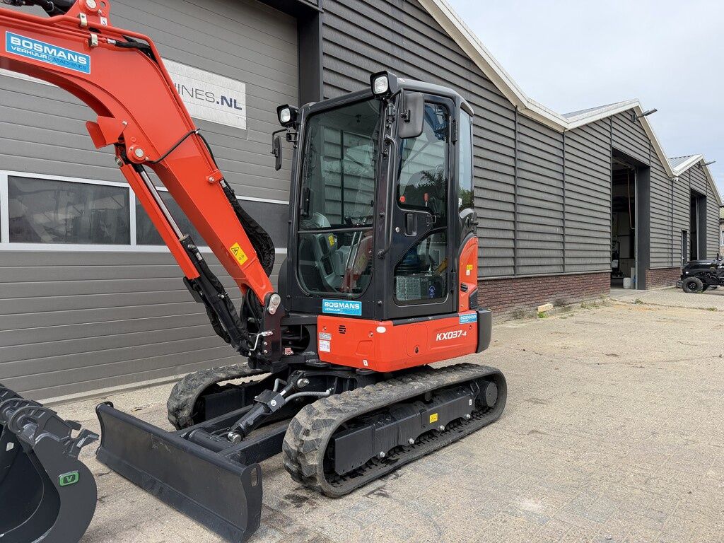Kubota TE HUUR Kubota KX037 3.8 T minigraver