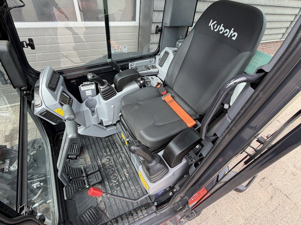 Kubota TE HUUR Kubota KX037 3.8 T minigraver