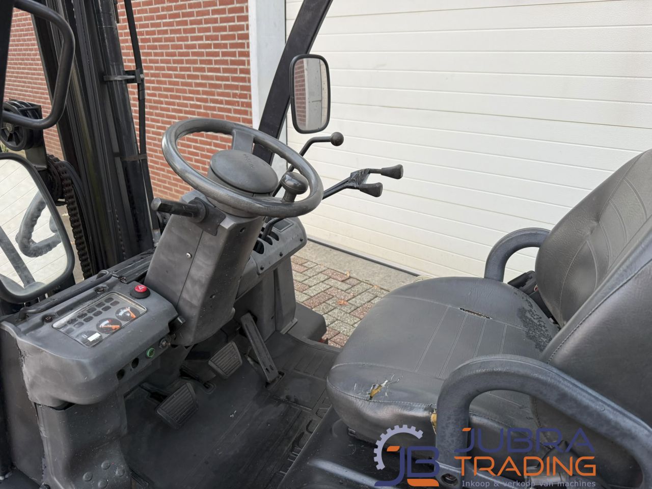 Nissan FD02A25Q Diesel Forklift | 2004 | 2600H | 2.5T | 4.7M