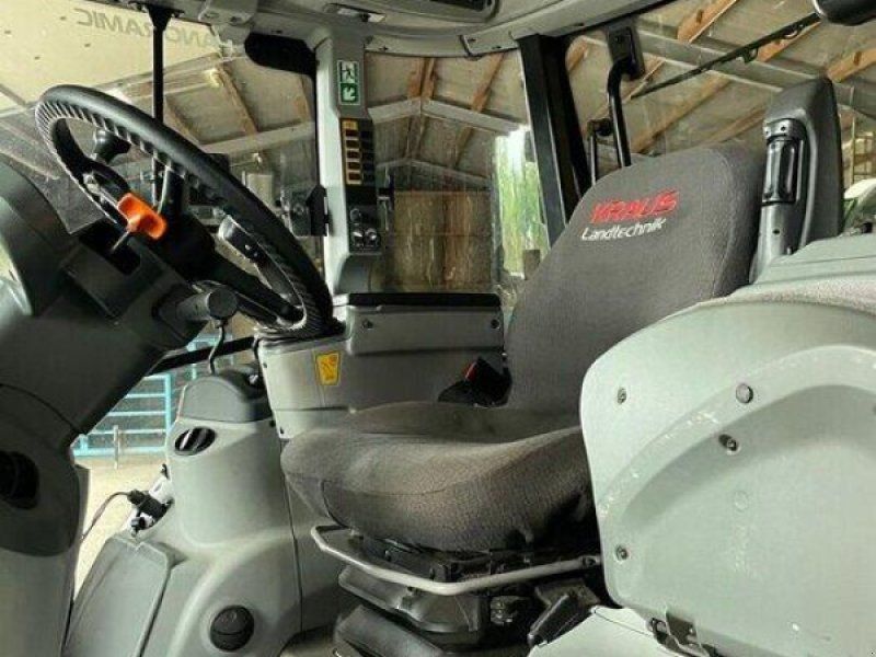 Claas Arion 420