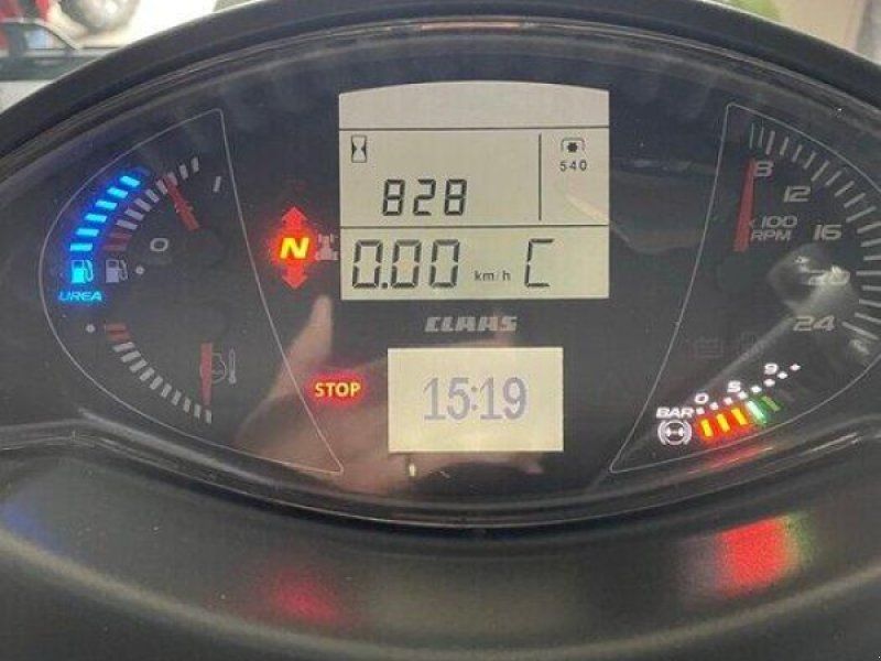 Claas Arion 420