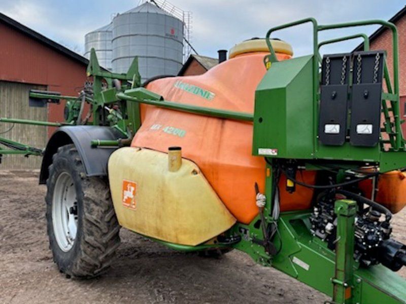 Amazone UX 4200