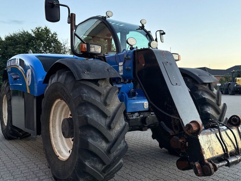 New Holland LM 7.35