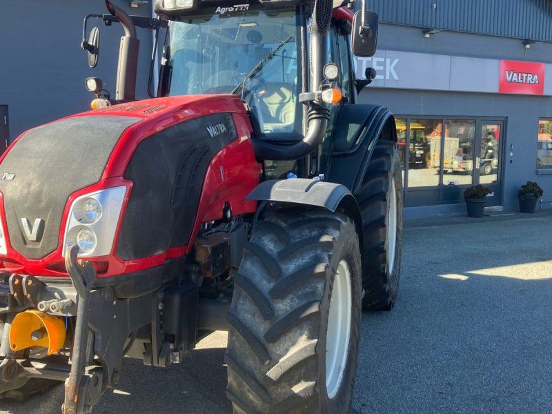 Valtra T153 HiTech