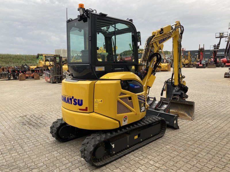 Komatsu PC33E-6
