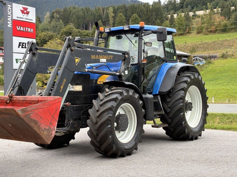 New Holland TM 190