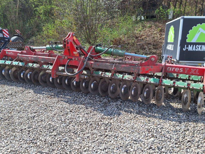Unia Ares XL 600