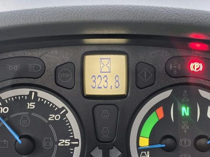 New Holland T5 110DC