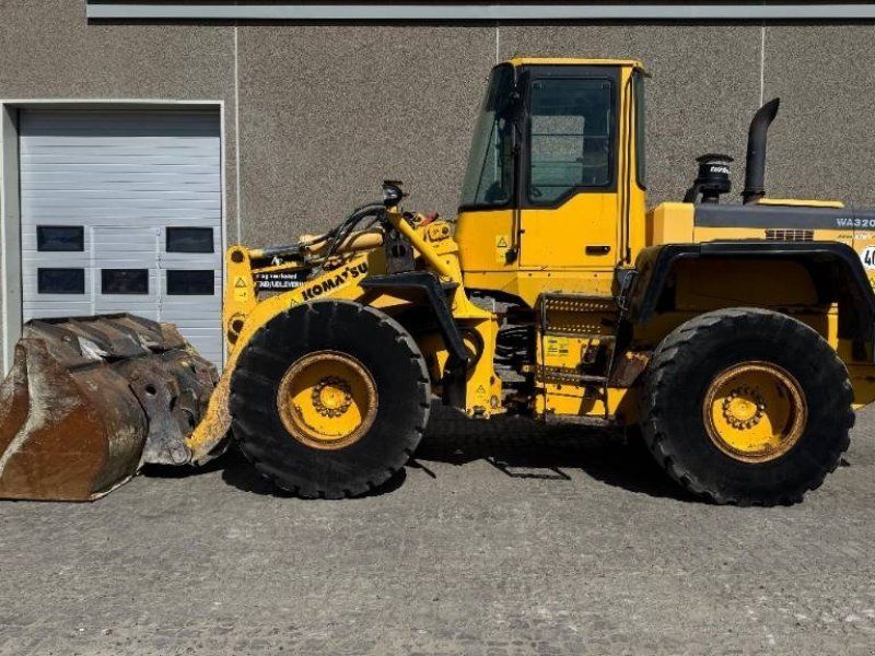 Komatsu WA 320-3H