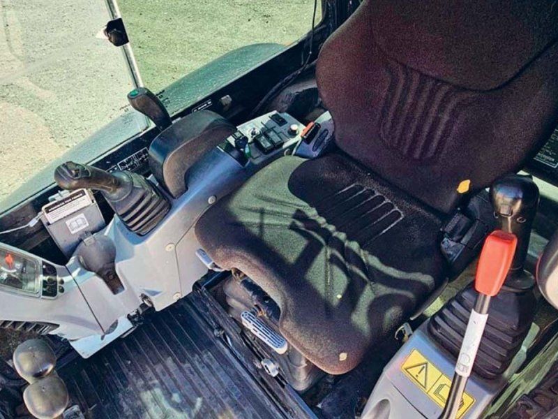 Kubota kx027-4
