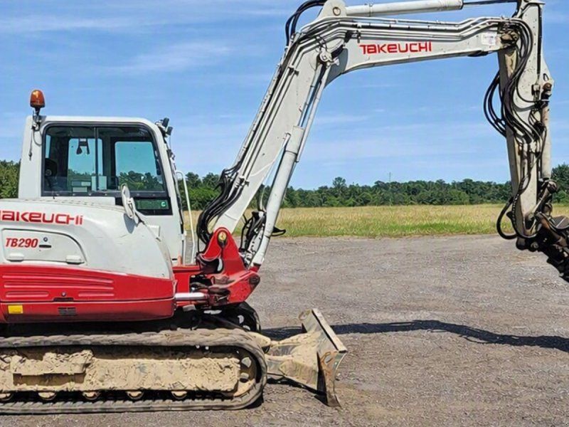 Takeuchi TB290