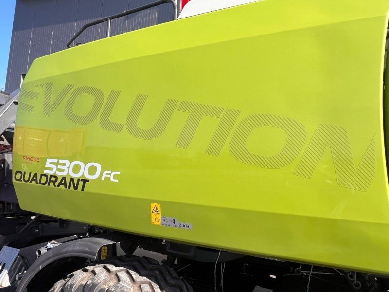 Claas Quadrant 5300 FC Evolution