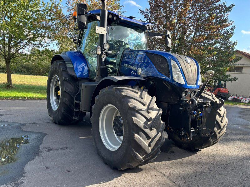 New Holland T7.270 Auto Command SideWinder II (Stage V)