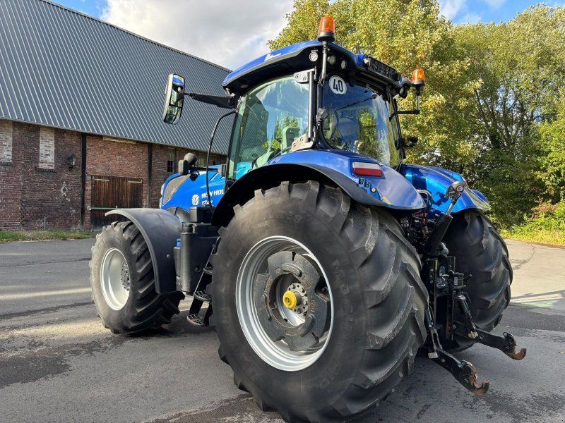New Holland T7.270 Auto Command SideWinder II (Stage V)