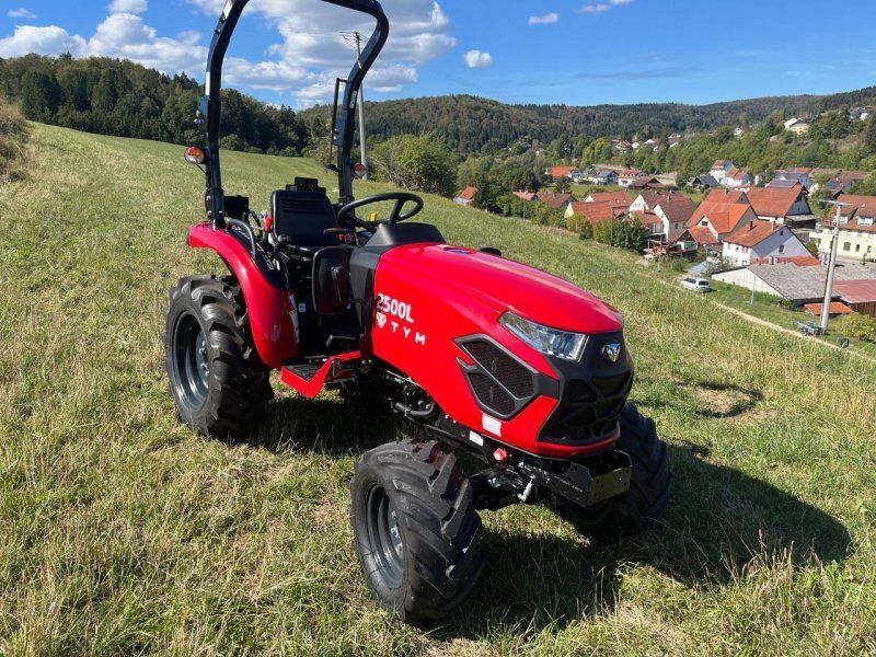 TYM 2500L