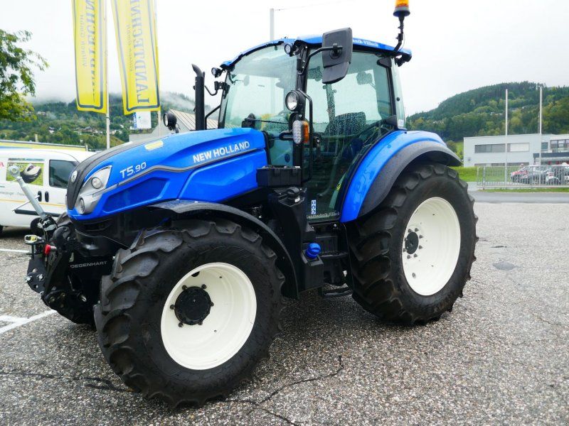 New Holland T5.90 Utility Dual Command