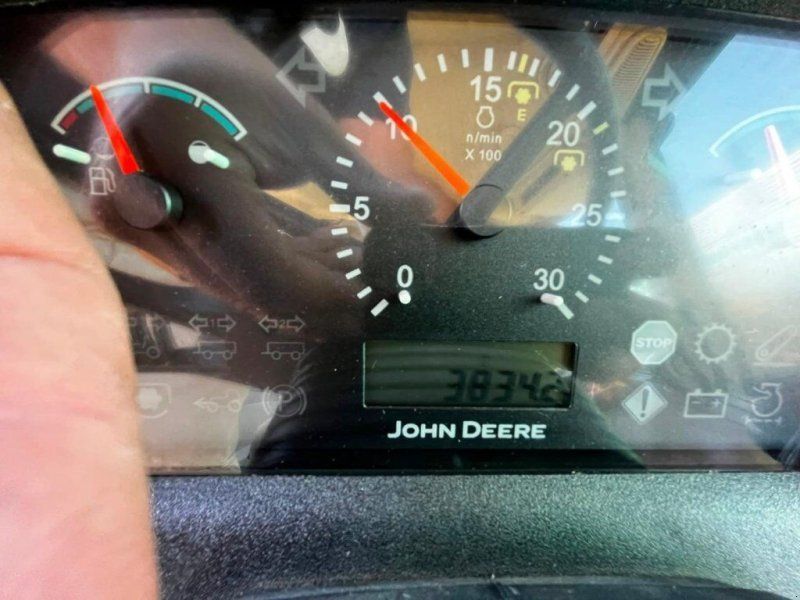 John Deere 5080M