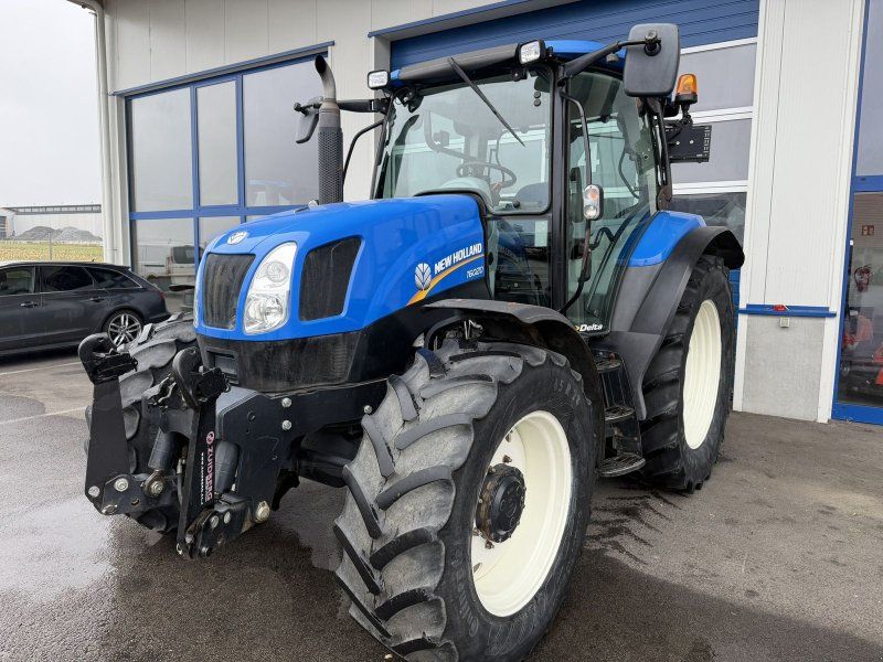 New Holland T6020 Delta