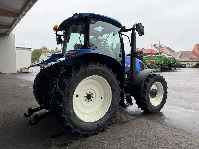 New Holland T6020 Delta