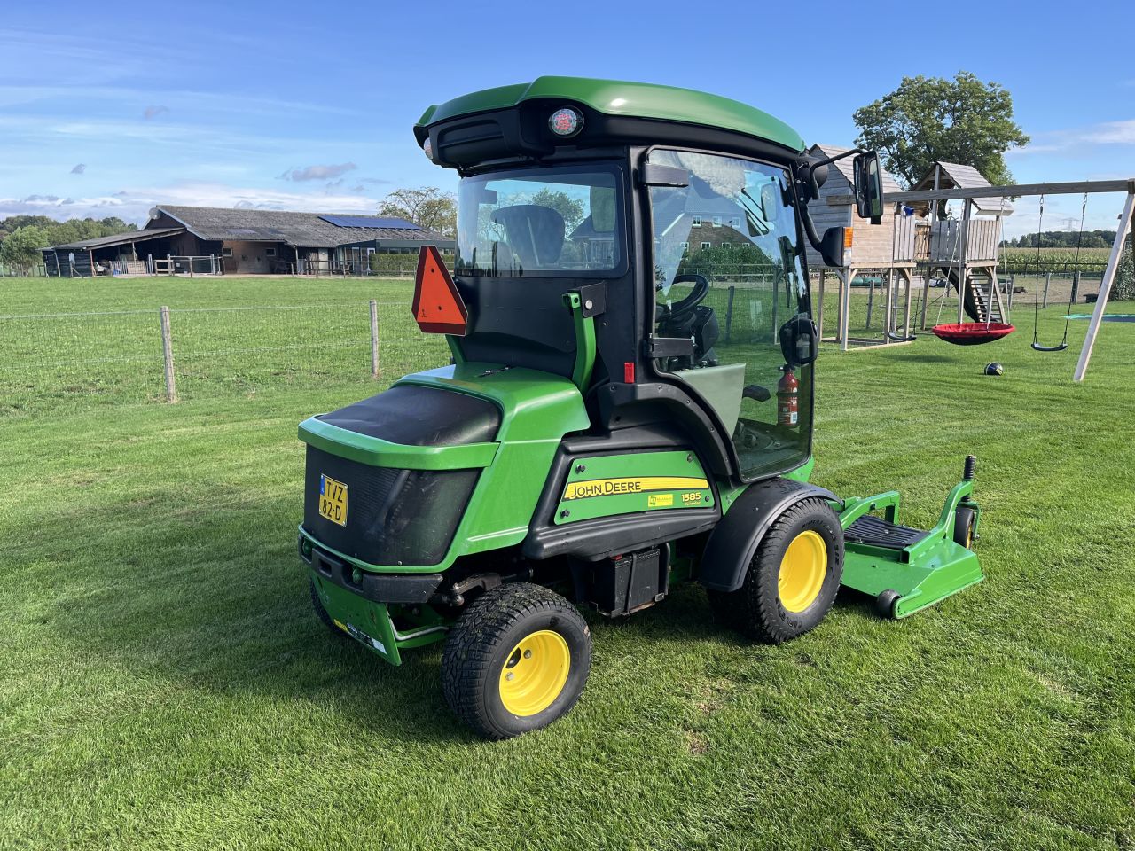 John deere 1585 diesel, airco, frontmaaier te koop