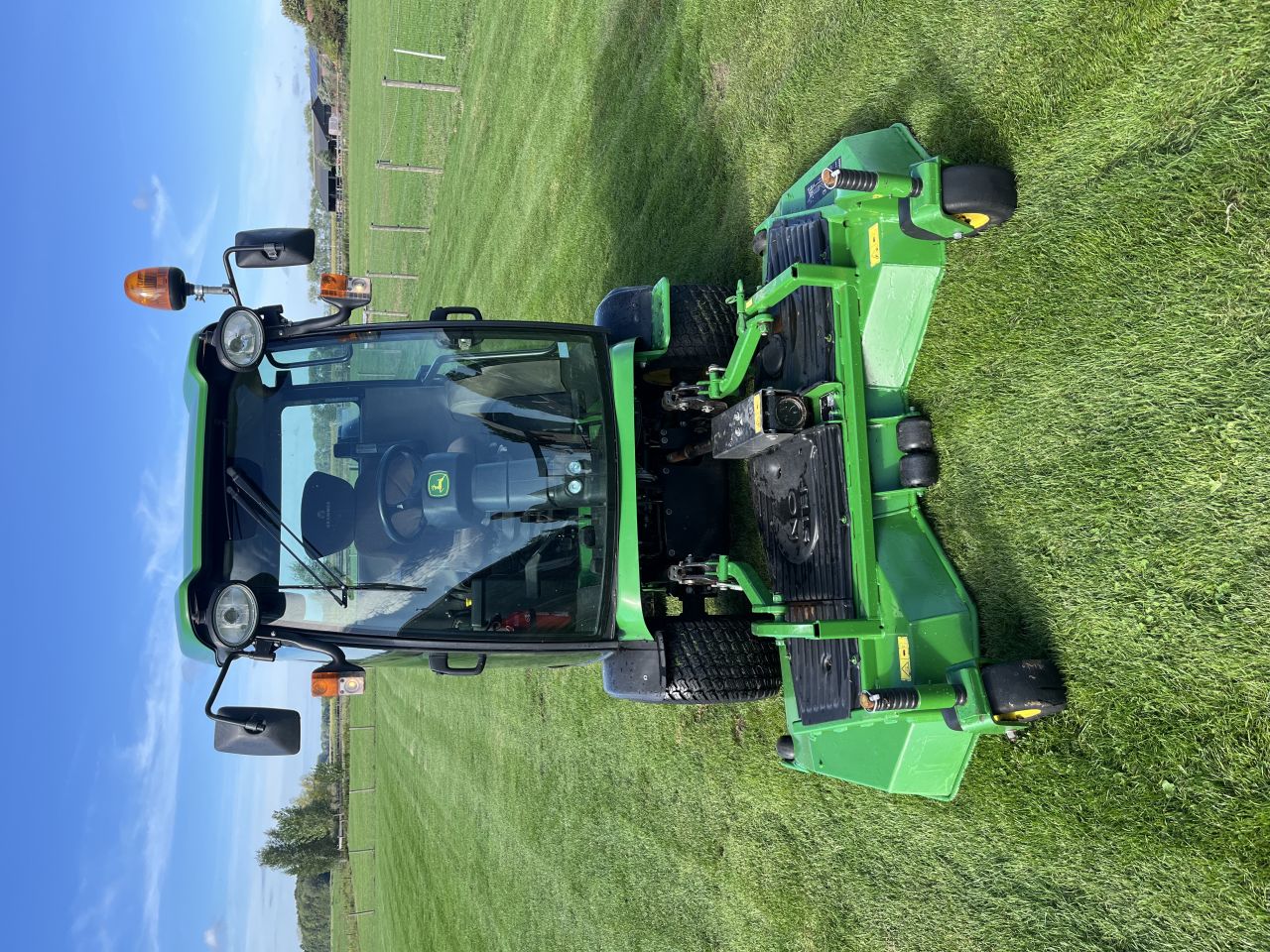 John deere 1585 diesel, airco, frontmaaier te koop