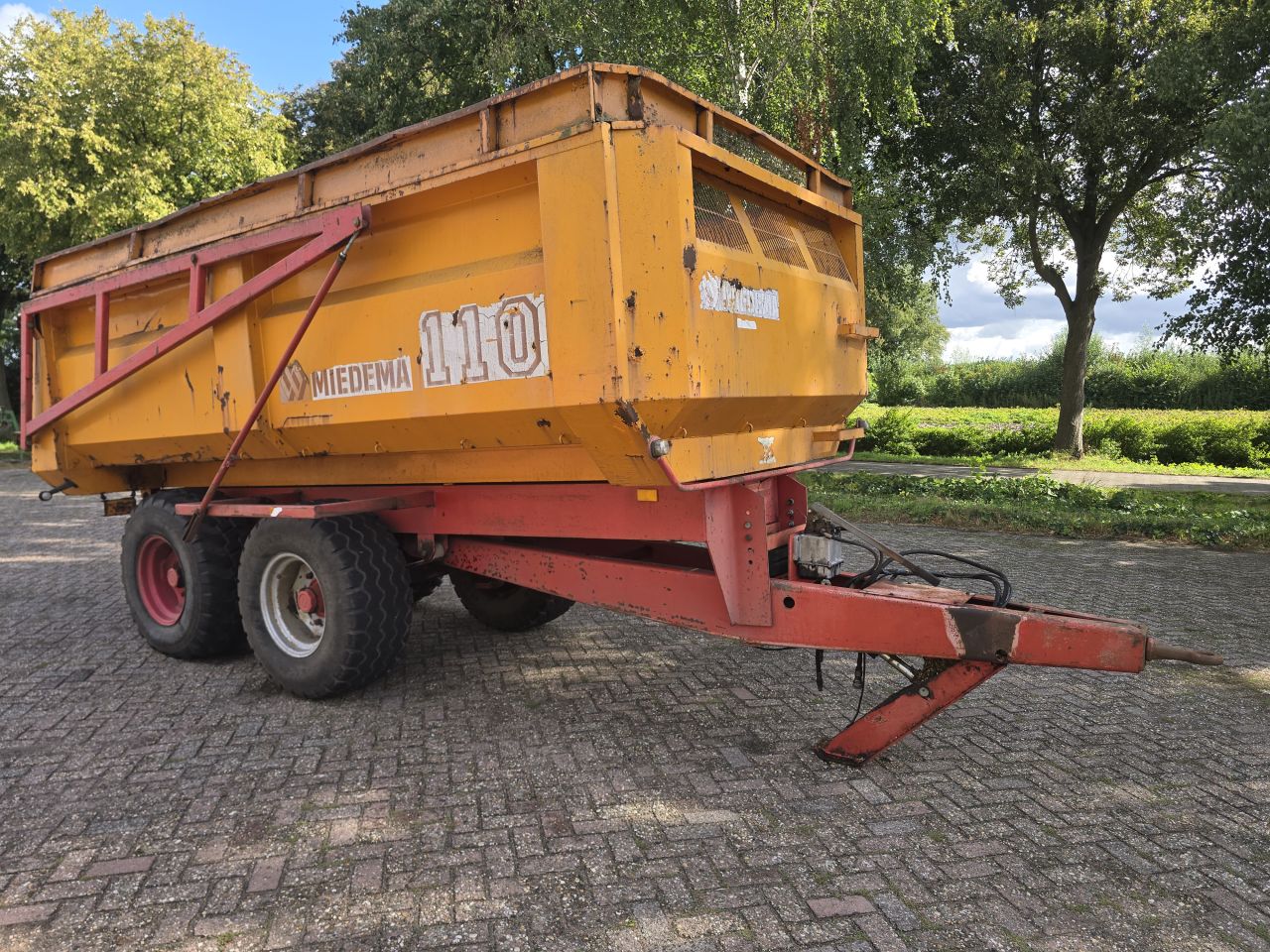 Miedema 110 kipper kiepkar