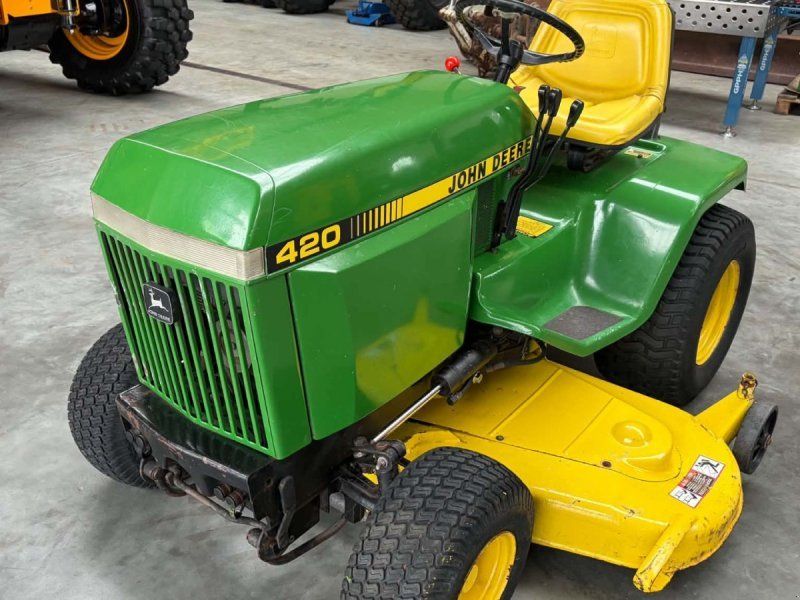 John Deere 420