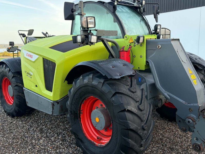 Claas SCORPION 756 Varipower