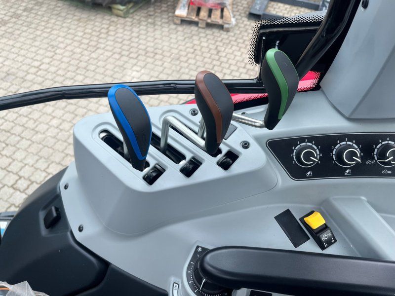 Valtra A 85 mit FL