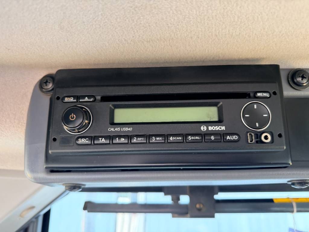 Komatsu WA470-8 - Joystick Steering