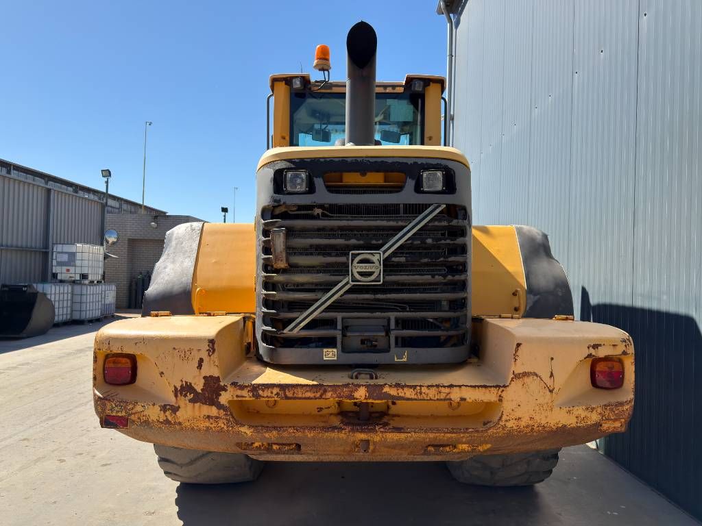 Volvo L120F
