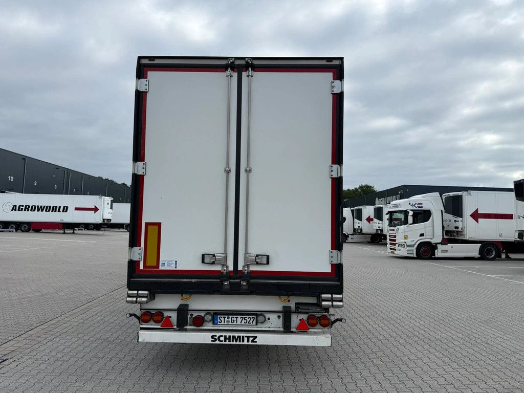 Schmitz Cargobull Carrier Vector HE19MT Multi Temp Liftas