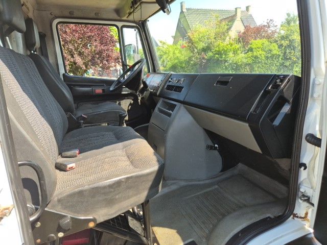 Mercedes Vario 813