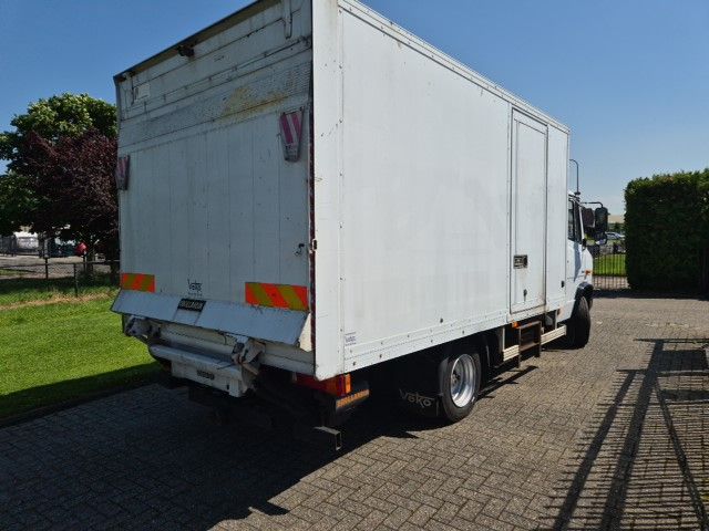 Mercedes Vario 813