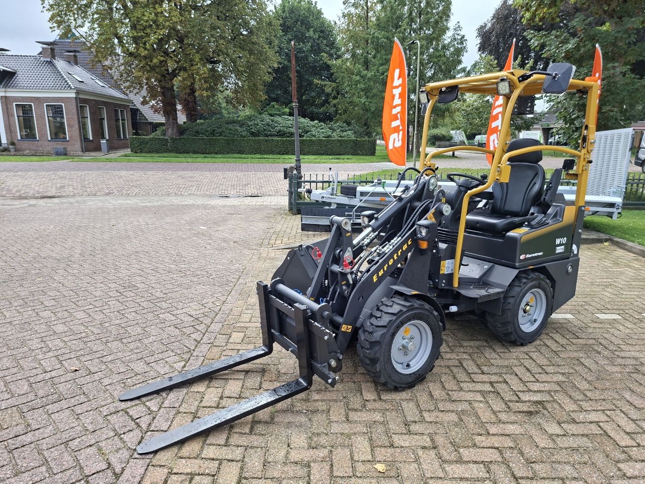Eurotrac W10 zeer compacte shovel / kniklader - Lease evt.