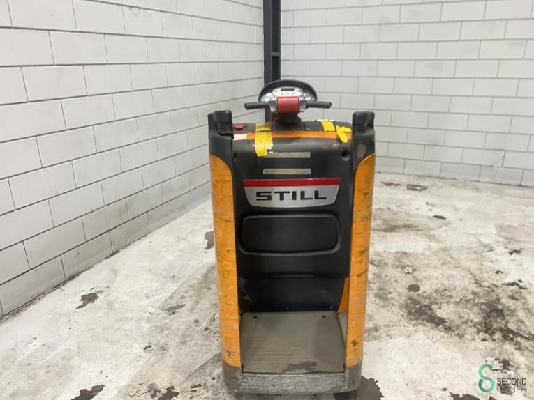 Pallet trucks Electric Still EXU-S24 2015