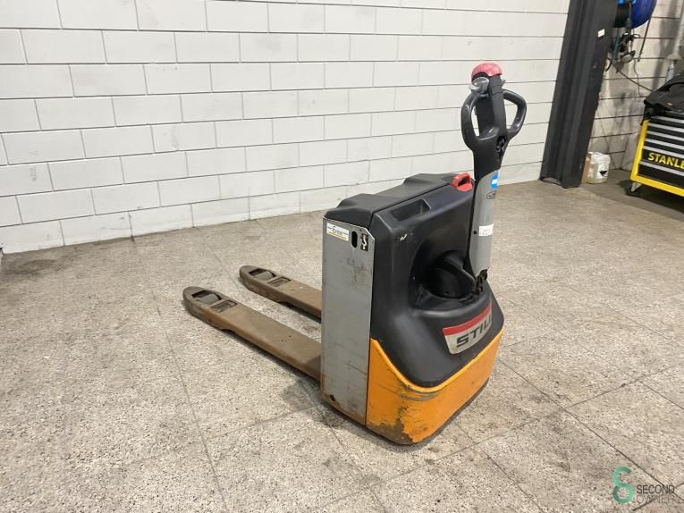 Pallet trucks Electric Still ECU14 2016