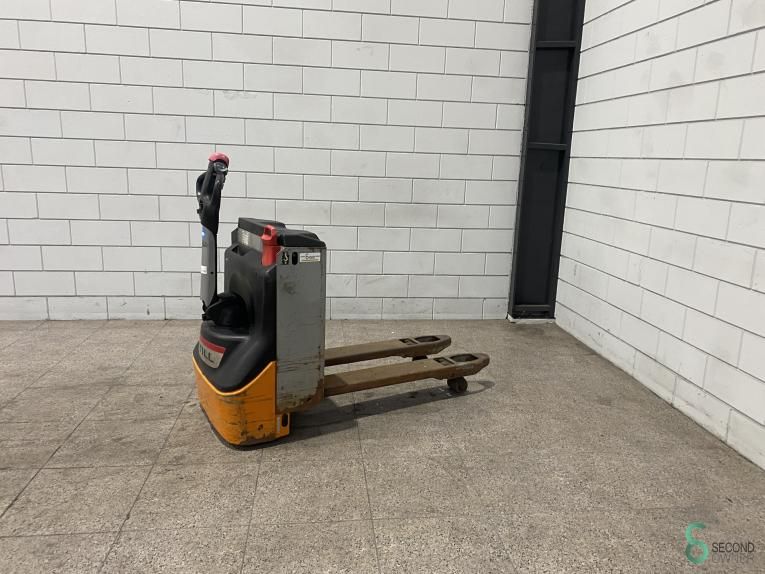 Pallet trucks Electric Still ECU14 2016