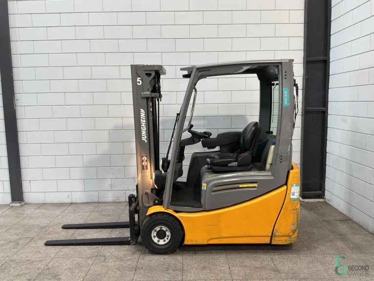 Heftrucks Elektrisch Jungheinrich EFG 216 2016 Triplex