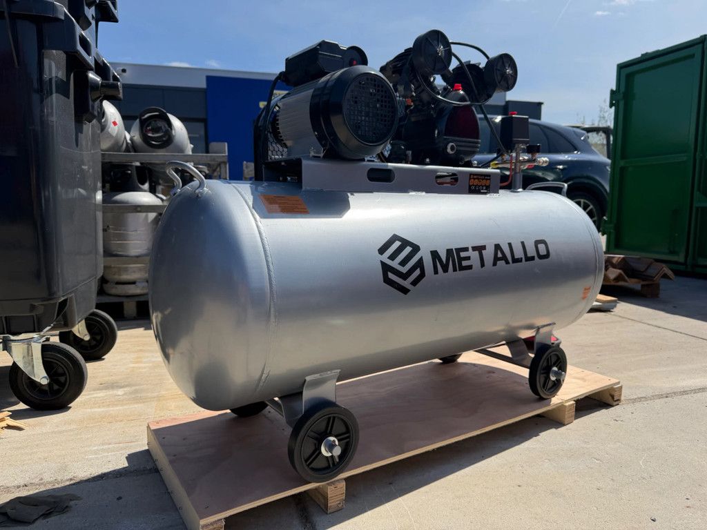 Sidalco Compressor 200L 2.2 KW met wielen